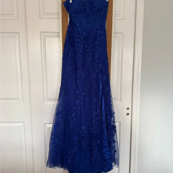 Sherri Hill Blue Strapless Prom Gown - Picture 7 of 12